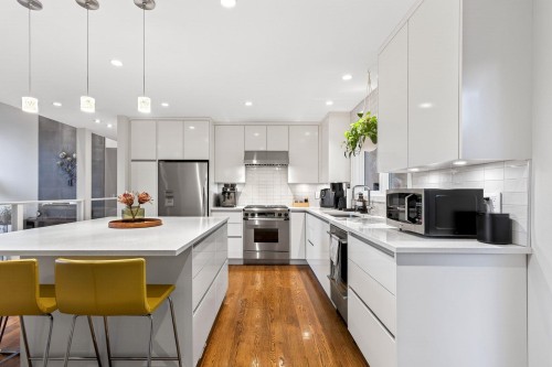 6965 Marine Drive, West Vancouver, BC 