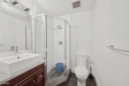 2262 36Th Avenue W, Vancouver, BC 