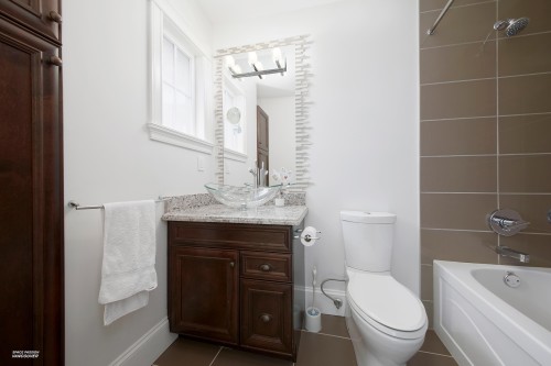 2262 36Th Avenue W, Vancouver, BC 