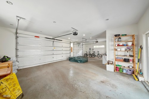 2262 36Th Avenue W, Vancouver, BC 