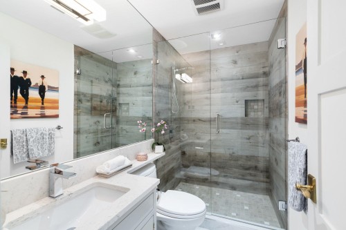 1388 21St Street, West Vancouver, BC 