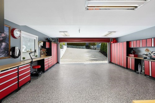 1388 21St Street, West Vancouver, BC 