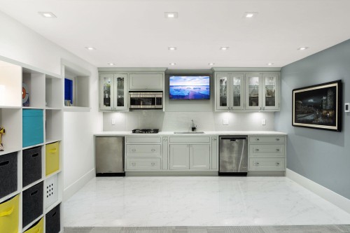 1388 21St Street, West Vancouver, BC 