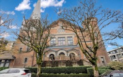 303-2525 Quebec Street  Vancouver, BC V5T 4R5