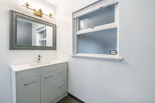 4037 Ripple Road, West Vancouver, BC 
