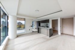 1006-1408 Robson Street  Vancouver, BC V6G 0E6