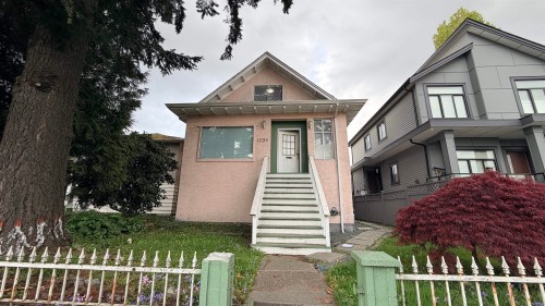 1039 41St Avenue E, Vancouver, BC 