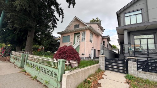 1039 41St Avenue E, Vancouver, BC 