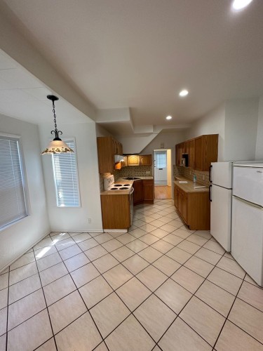 1039 41St Avenue E, Vancouver, BC 