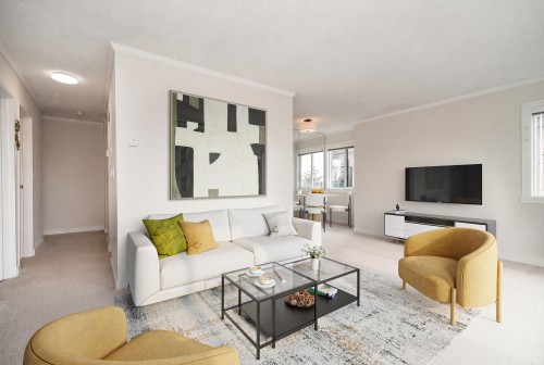 309-240 Mahon Avenue  North Vancouver, BC V7M 3H4