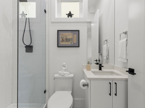 4327 Perry Street, Vancouver, BC 