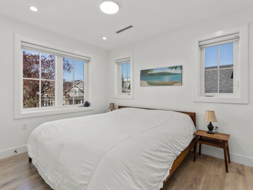 4327 Perry Street, Vancouver, BC 