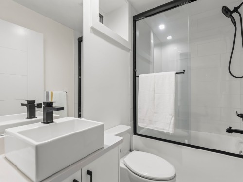 4327 Perry Street, Vancouver, BC 
