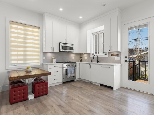 4327 Perry Street, Vancouver, BC 