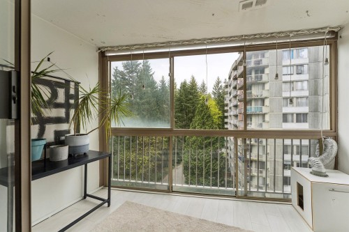 905-2024 Fullerton Avenue, North Vancouver, BC 