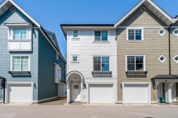 17-9211 Mckim Way  Richmond, BC V6X 0T1