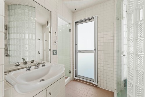 3043 Alma Street, Vancouver, BC 