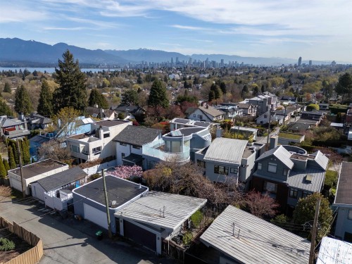 3043 Alma Street, Vancouver, BC 