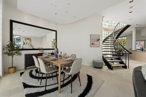 3043 Alma Street, Vancouver, BC 