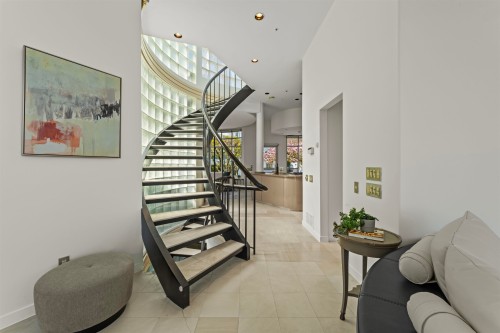 3043 Alma Street, Vancouver, BC 