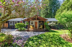 11367 261 Street Maple Ridge, BC V2W 1H2