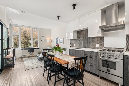 304-311 6th Avenue E Vancouver, BC V5T 0G9