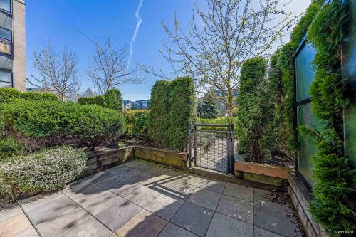 121-9366 Tomicki Avenue  Richmond, BC V6X 0N9