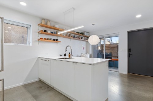 2333 Napier Street, Vancouver, BC 