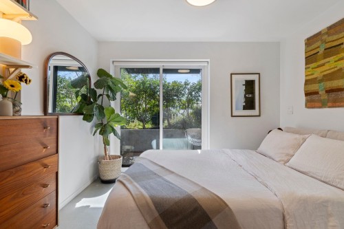 2333 Napier Street, Vancouver, BC 
