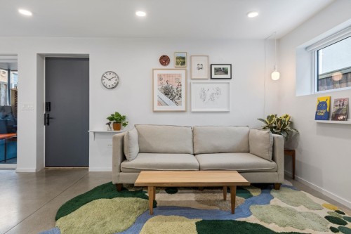 2333 Napier Street, Vancouver, BC 