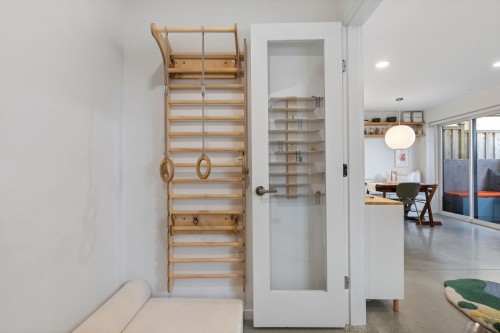 2333 Napier Street, Vancouver, BC 