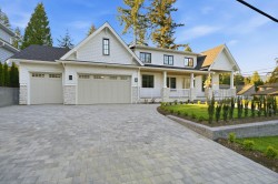690 Windsor Road E North Vancouver, BC V7N 1K7