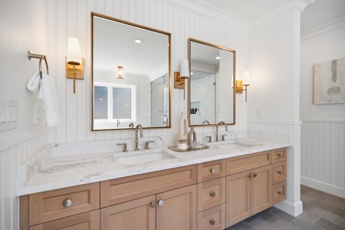 690 Windsor Road E, North Vancouver, BC 