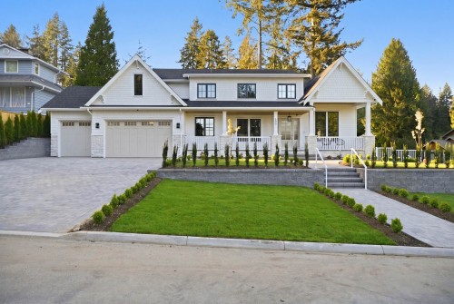 690 Windsor Road E, North Vancouver, BC 