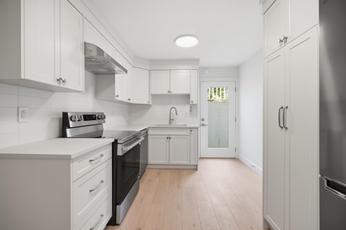 690 Windsor Road E, North Vancouver, BC 
