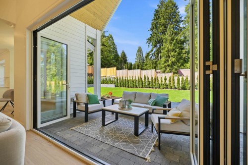 690 Windsor Road E, North Vancouver, BC 