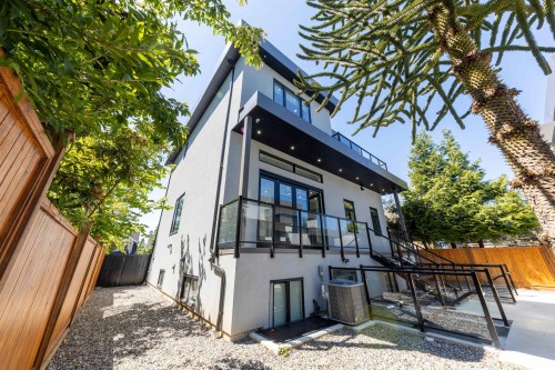 3587 Mayfair Avenue, Vancouver, BC 