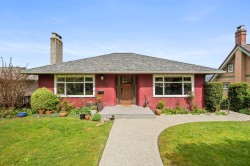 3765 Edinburgh Street Burnaby, BC V5C 1R4