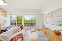 PH17-688 17th Avenue E Vancouver, BC V5V 0A8