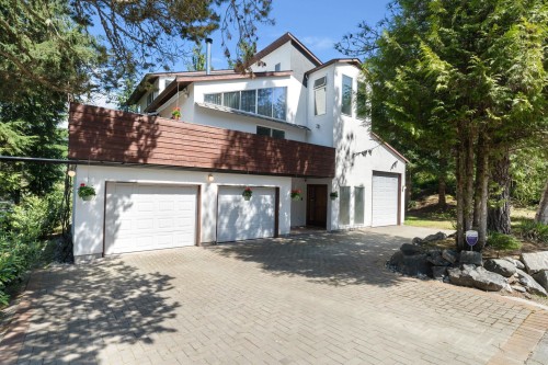 2301 Greenwood Way  Squamish, BC V0N 1T0