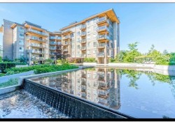 212-6033 Gray Avenue Vancouver, BC V6S 0G3