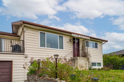 2151 Dawes Hill Road, Coquitlam, BC 