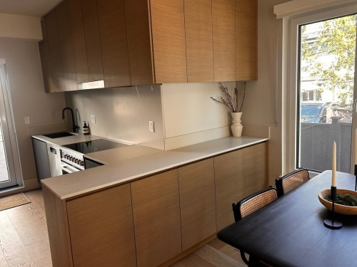 1341 21St Avenue E, Vancouver, BC 