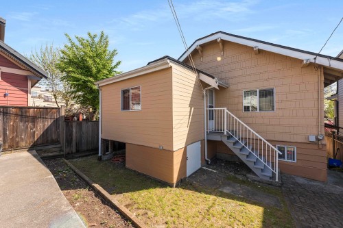 153 Marine Drive Se, Vancouver, BC 
