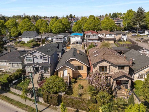 153 Marine Drive Se, Vancouver, BC 