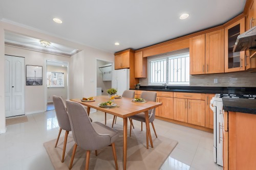 153 Marine Drive Se, Vancouver, BC 