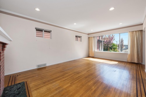 153 Marine Drive Se, Vancouver, BC 