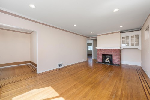 153 Marine Drive Se, Vancouver, BC 