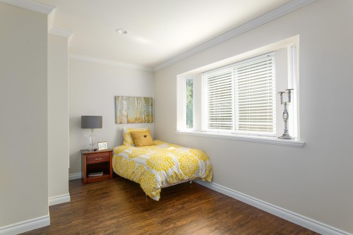 915 23Rd Avenue E, Vancouver, BC 