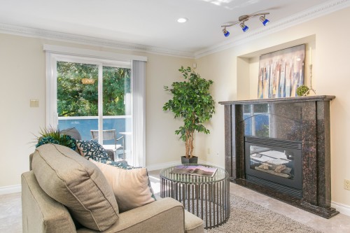 915 23Rd Avenue E, Vancouver, BC 